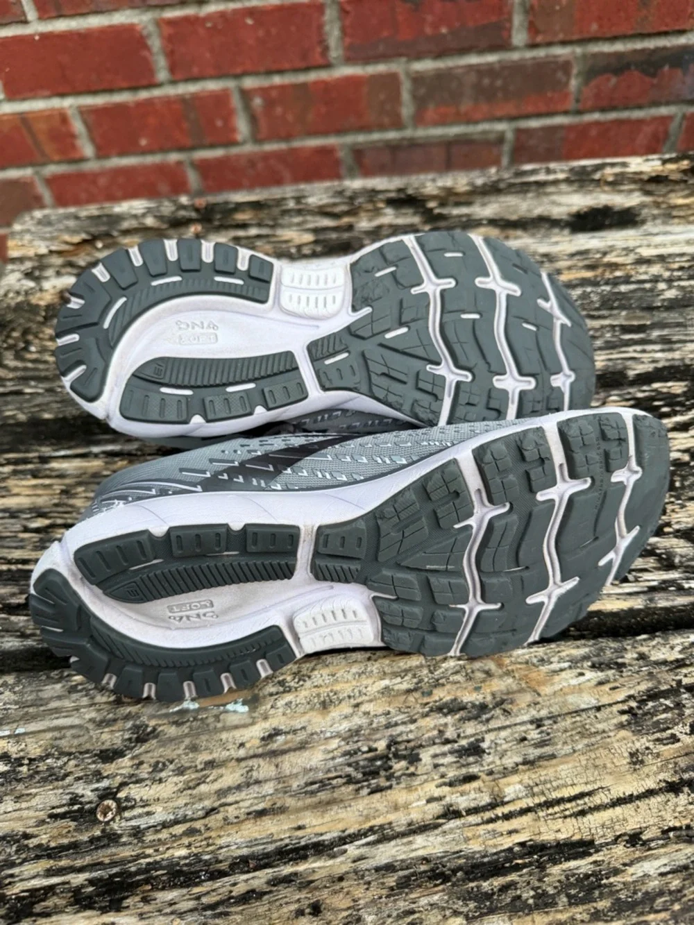 Brooks Ghost 13 Women’s Size 9 Gray Lace Up Running Shoes X1 ***See Note - Picture 5 of 15